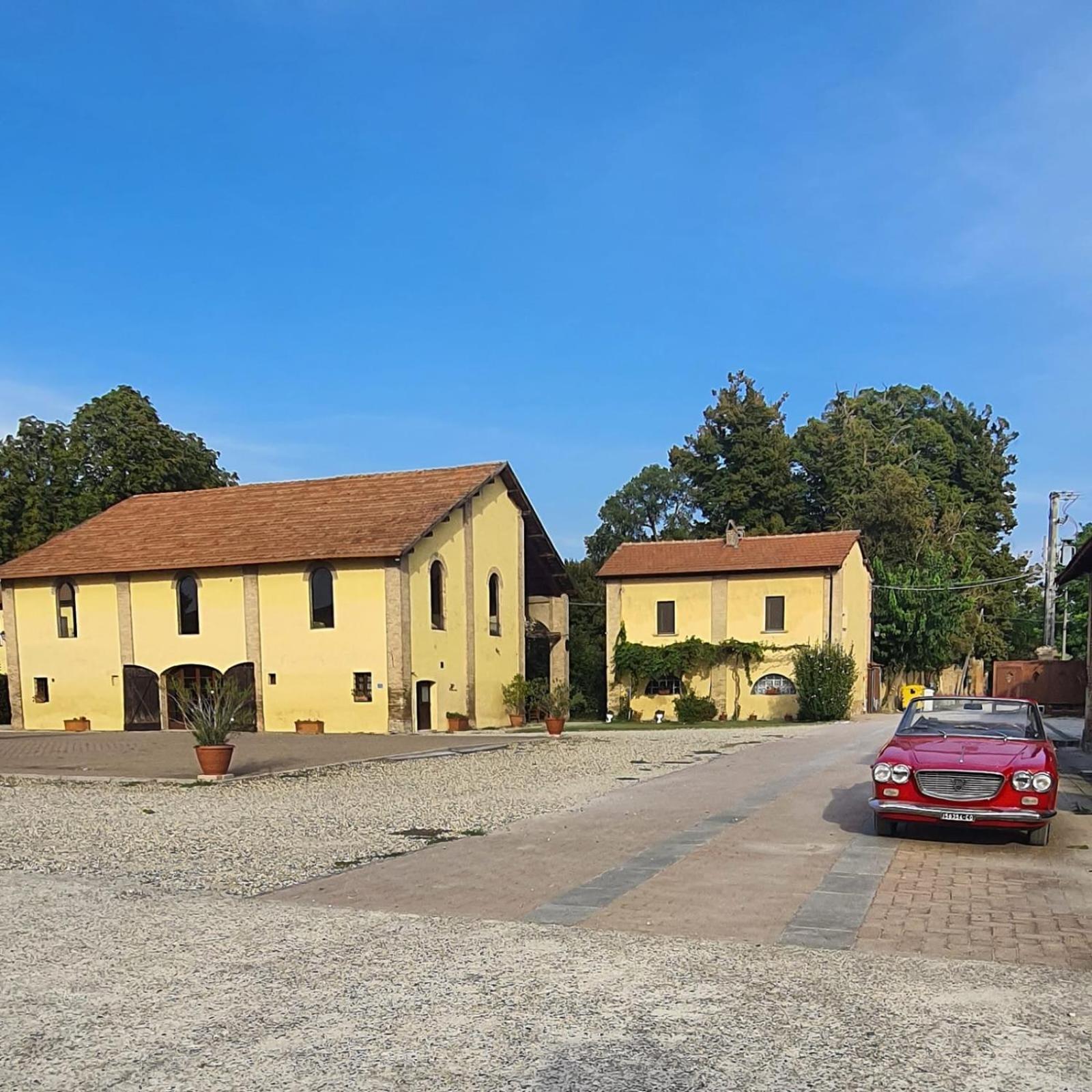 ווגרה Agriturismo Le Corti Della Gualdana מראה חיצוני תמונה