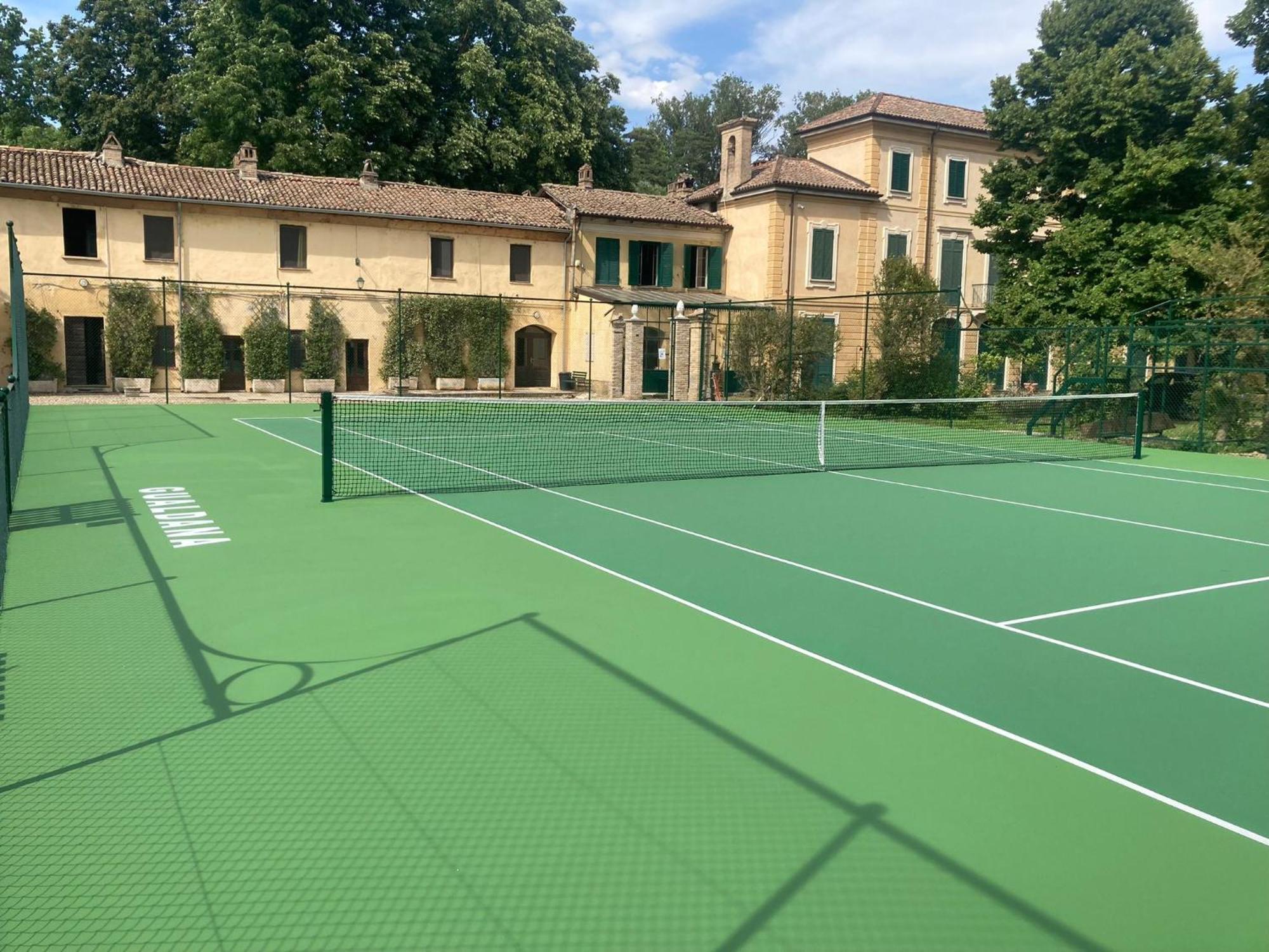 ווגרה Agriturismo Le Corti Della Gualdana מראה חיצוני תמונה
